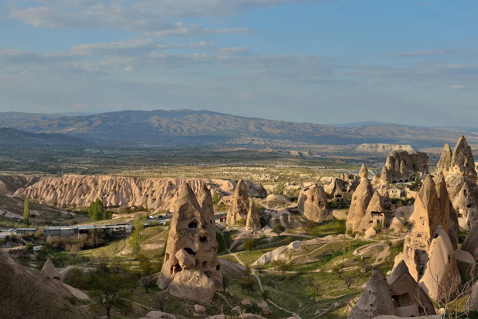 Around Uçhisar