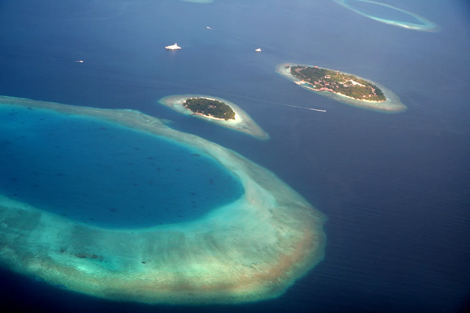 Around North Malé Atoll