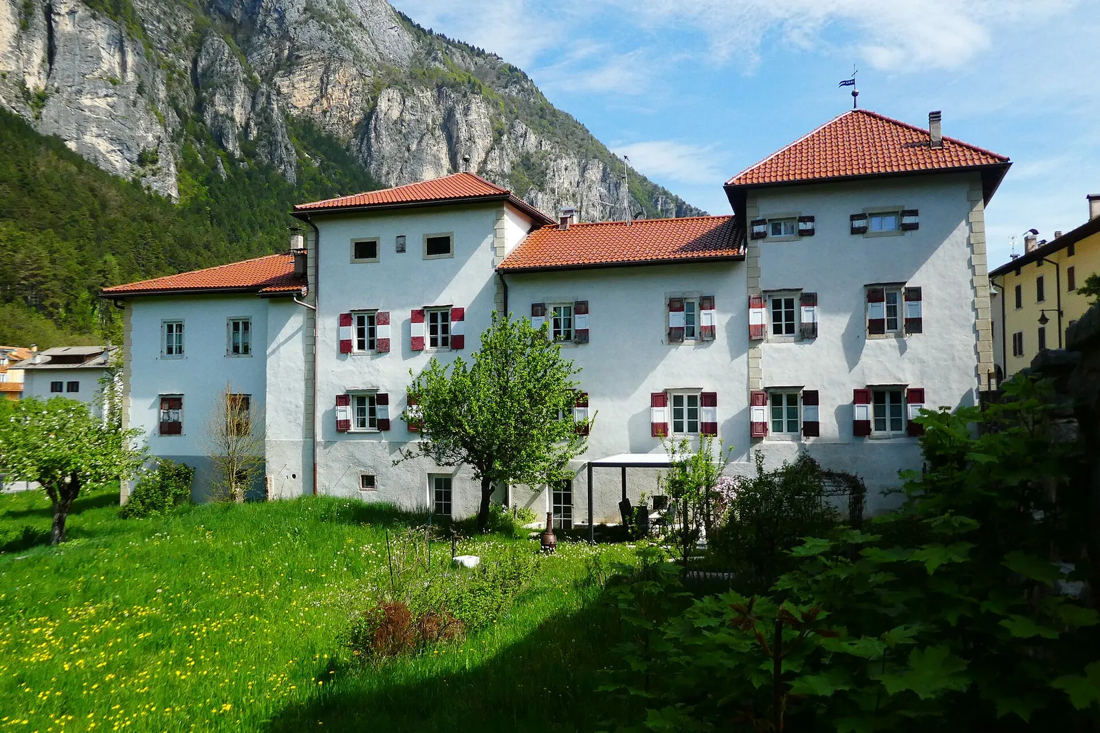 Castello Fai, Fai della Paganella, Trentino