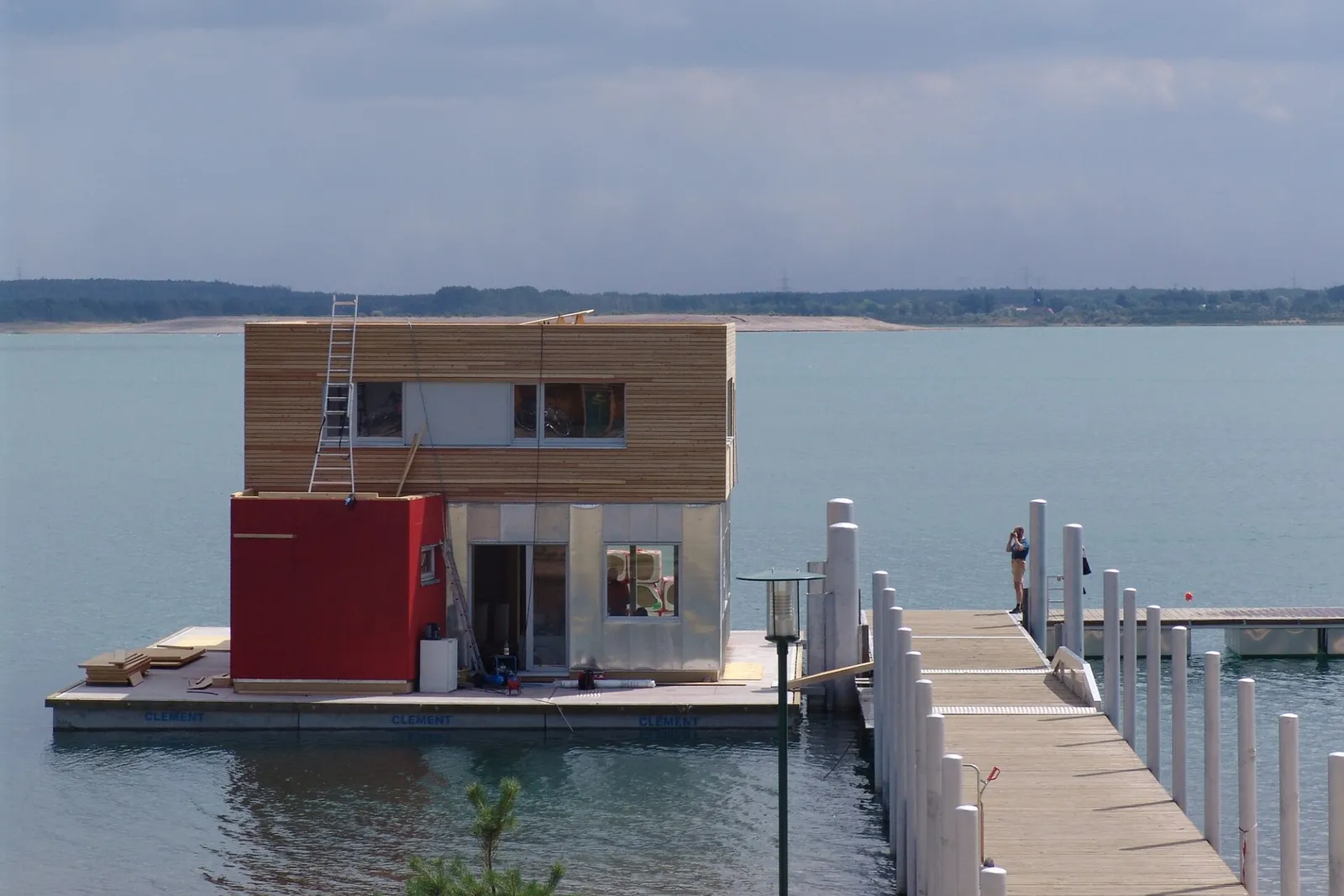 Schwimmendes Haus, Partwitzer See, Sachsen